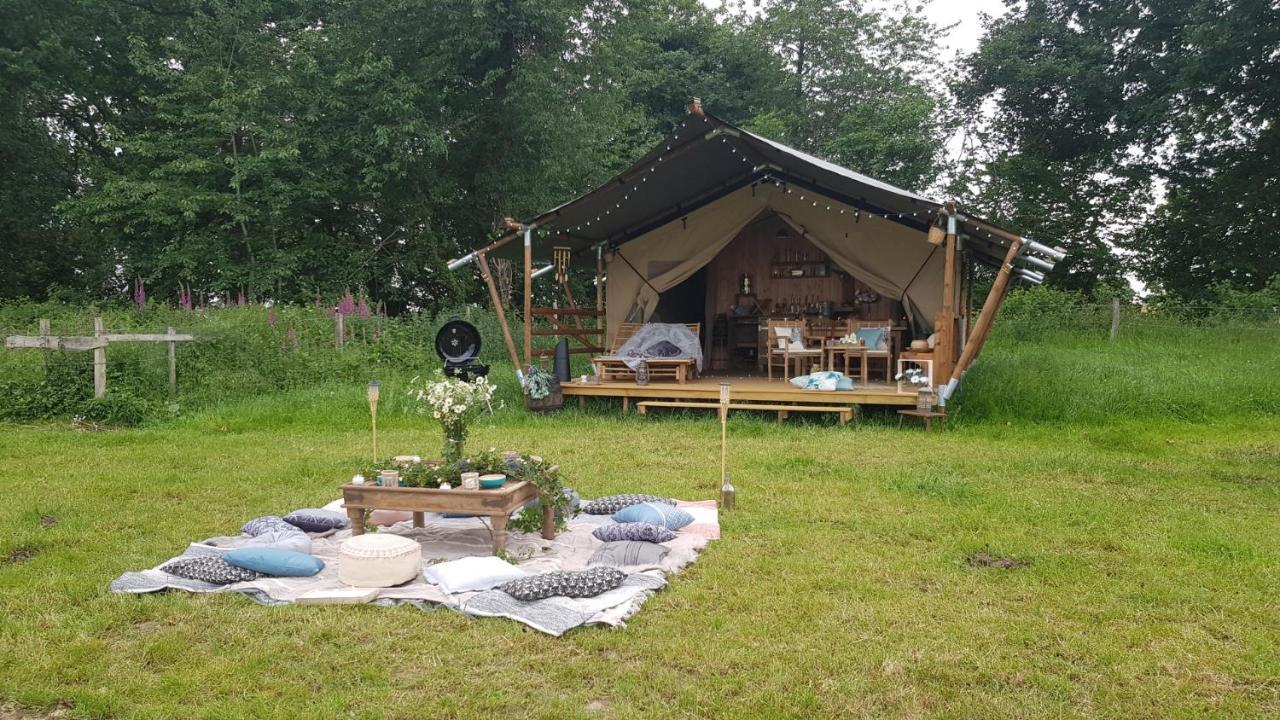 Отель Glamping Des 2 Marguerites Bazoches-au-Houlme Экстерьер фото